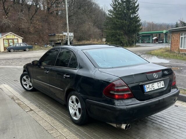 Черный Мерседес Е-Класс, объемом двигателя 2.2 л и пробегом 298 тыс. км за 2650 $, фото 3 на Automoto.ua