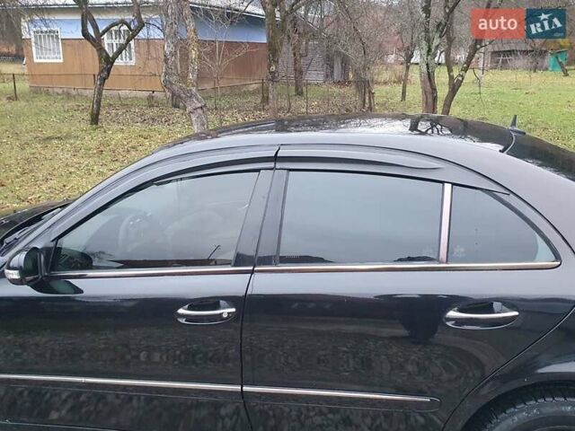 Черный Мерседес Е-Класс, объемом двигателя 2.7 л и пробегом 310 тыс. км за 5500 $, фото 29 на Automoto.ua