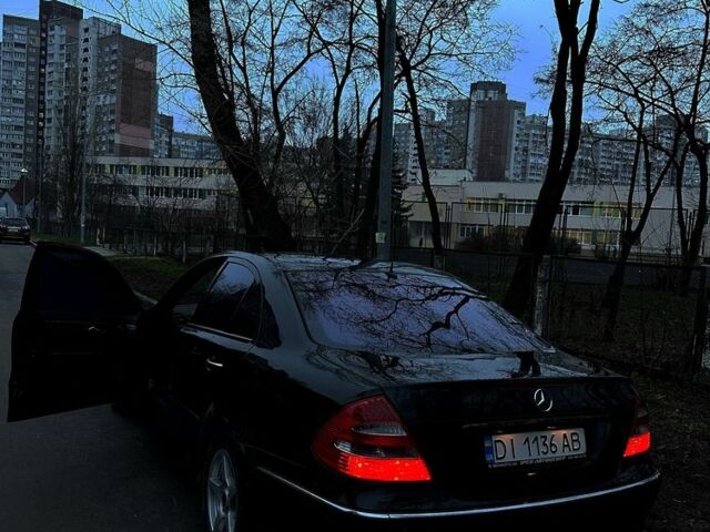 Чорний Мерседес Е-Клас, об'ємом двигуна 2.6 л та пробігом 218 тис. км за 6099 $, фото 1 на Automoto.ua