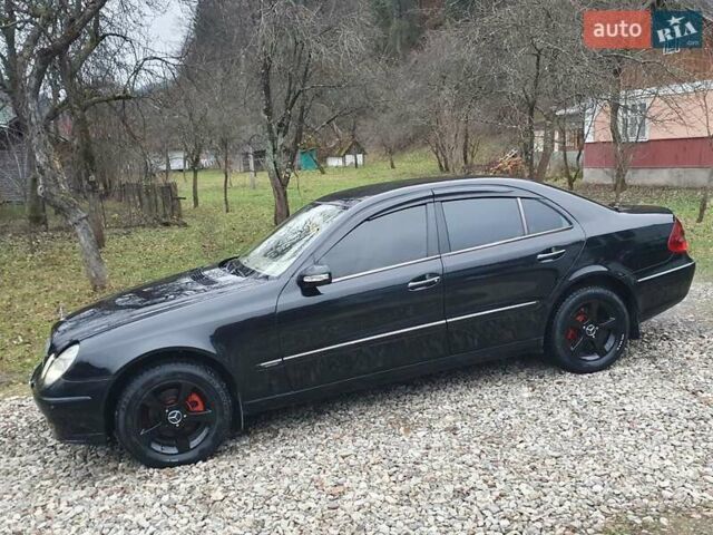 Черный Мерседес Е-Класс, объемом двигателя 2.7 л и пробегом 310 тыс. км за 5500 $, фото 5 на Automoto.ua