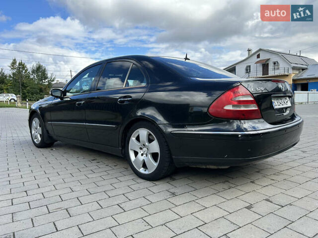 Черный Мерседес Е-Класс, объемом двигателя 3.2 л и пробегом 425 тыс. км за 5299 $, фото 7 на Automoto.ua