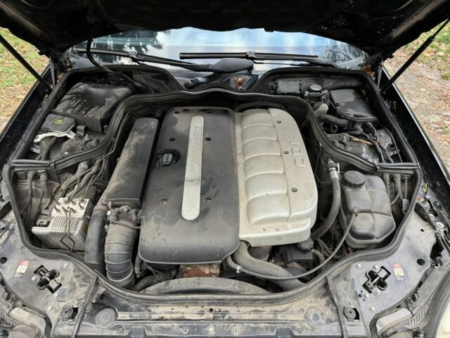 Черный Мерседес Е-Класс, объемом двигателя 3.2 л и пробегом 340 тыс. км за 2850 $, фото 13 на Automoto.ua