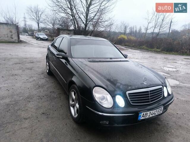 Черный Мерседес Е-Класс, объемом двигателя 1.8 л и пробегом 390 тыс. км за 6500 $, фото 3 на Automoto.ua