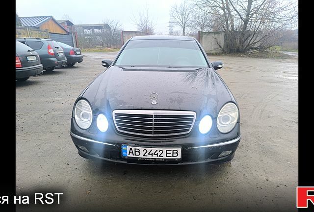 Черный Мерседес Е-Класс, объемом двигателя 1.8 л и пробегом 390 тыс. км за 6750 $, фото 8 на Automoto.ua