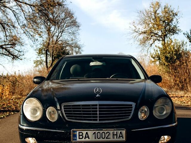 Черный Мерседес Е-Класс, объемом двигателя 1.8 л и пробегом 221 тыс. км за 6200 $, фото 1 на Automoto.ua