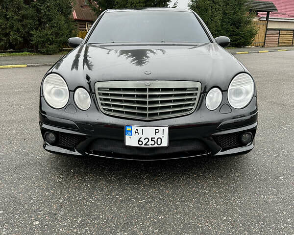 Черный Мерседес Е-Класс, объемом двигателя 3.2 л и пробегом 460 тыс. км за 7900 $, фото 2 на Automoto.ua