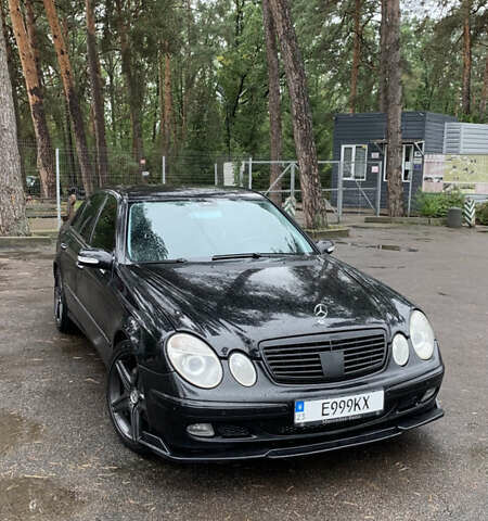 Чорний Мерседес Е-Клас, об'ємом двигуна 4.97 л та пробігом 351 тис. км за 9000 $, фото 1 на Automoto.ua
