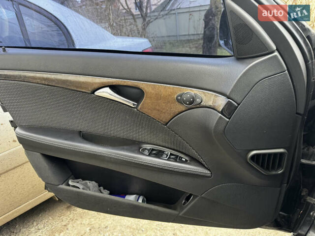 Черный Мерседес Е-Класс, объемом двигателя 3.22 л и пробегом 380 тыс. км за 8999 $, фото 8 на Automoto.ua