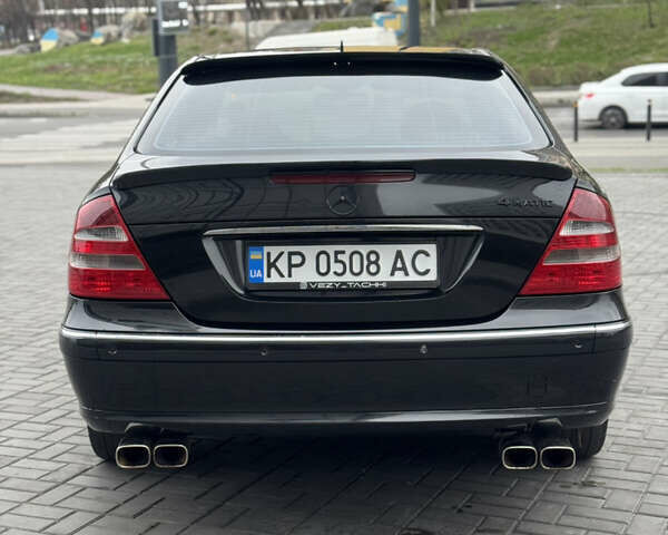 Чорний Мерседес Е-Клас, об'ємом двигуна 2.7 л та пробігом 265 тис. км за 5300 $, фото 4 на Automoto.ua