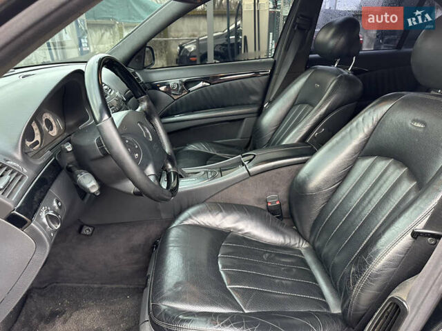 Чорний Мерседес Е-Клас, об'ємом двигуна 5 л та пробігом 250 тис. км за 8000 $, фото 14 на Automoto.ua