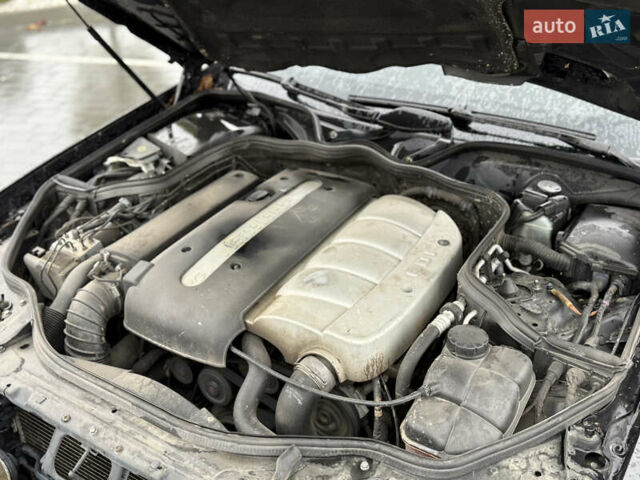 Мерседес Е-Класс 2003 в Городке на Automoto.ua Черный Мерседес Е-Класс, объемом двигателя 2.2 л и пробегом 350 тыс. км за 6999 $, фото 31 на Automoto.ua