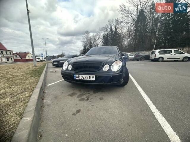 Черный Мерседес Е-Класс, объемом двигателя 3.2 л и пробегом 483 тыс. км за 5500 $, фото 1 на Automoto.ua