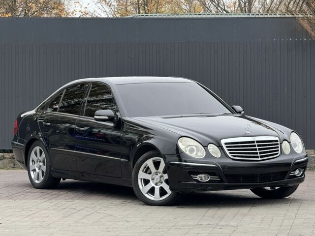 Черный Мерседес Е-Класс, объемом двигателя 1.8 л и пробегом 220 тыс. км за 6750 $, фото 1 на Automoto.ua