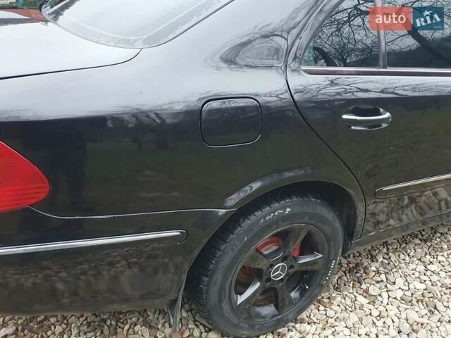 Черный Мерседес Е-Класс, объемом двигателя 2.7 л и пробегом 310 тыс. км за 5500 $, фото 22 на Automoto.ua