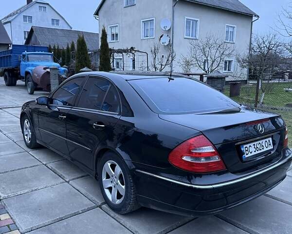 Черный Мерседес Е-Класс, объемом двигателя 3.2 л и пробегом 360 тыс. км за 6800 $, фото 1 на Automoto.ua