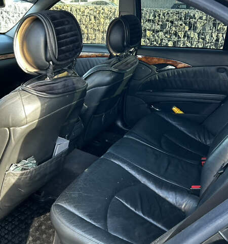 Черный Мерседес Е-Класс, объемом двигателя 2.2 л и пробегом 388 тыс. км за 3400 $, фото 17 на Automoto.ua