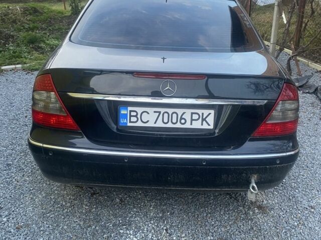Чорний Мерседес Е-Клас, об'ємом двигуна 2.1 л та пробігом 350 тис. км за 3500 $, фото 3 на Automoto.ua