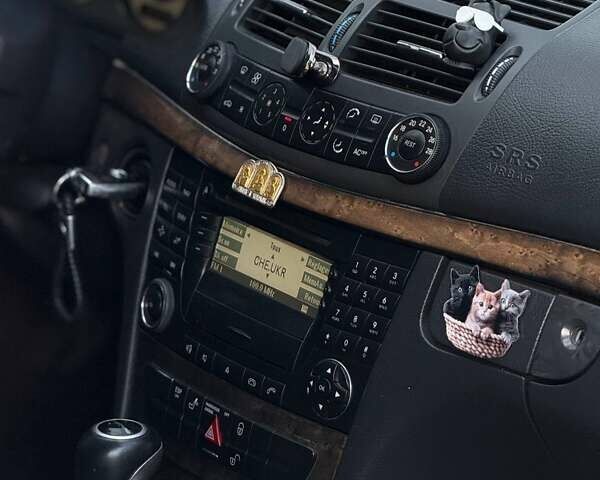 Чорний Мерседес Е-Клас, об'ємом двигуна 2.7 л та пробігом 329 тис. км за 8700 $, фото 15 на Automoto.ua