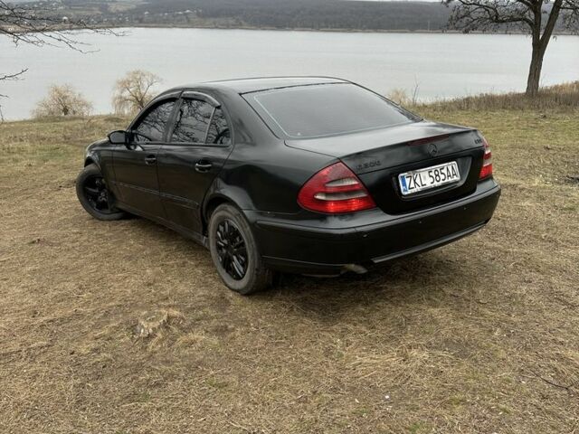 Чорний Мерседес Е-Клас, об'ємом двигуна 3.2 л та пробігом 231 тис. км за 2500 $, фото 2 на Automoto.ua