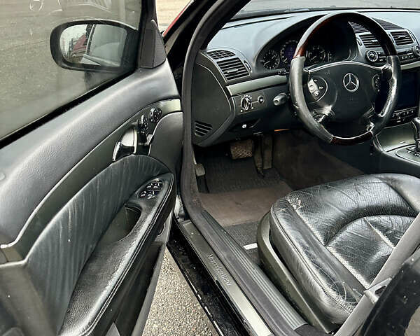 Черный Мерседес Е-Класс, объемом двигателя 3.2 л и пробегом 460 тыс. км за 7900 $, фото 29 на Automoto.ua