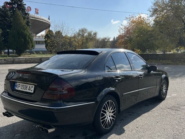 Чорний Мерседес Е-Клас, об'ємом двигуна 2.6 л та пробігом 240 тис. км за 5999 $, фото 4 на Automoto.ua