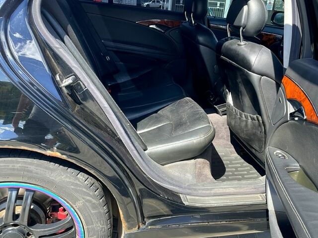 Мерседес Е-Класс 2003 в Полтаве на Automoto.ua Черный Мерседес Е-Класс, объемом двигателя 1.8 л и пробегом 340 тыс. км за 6200 $, фото 7 на Automoto.ua