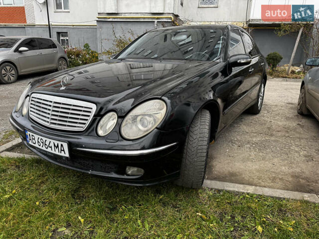 Черный Мерседес Е-Класс, объемом двигателя 3.22 л и пробегом 380 тыс. км за 8999 $, фото 1 на Automoto.ua