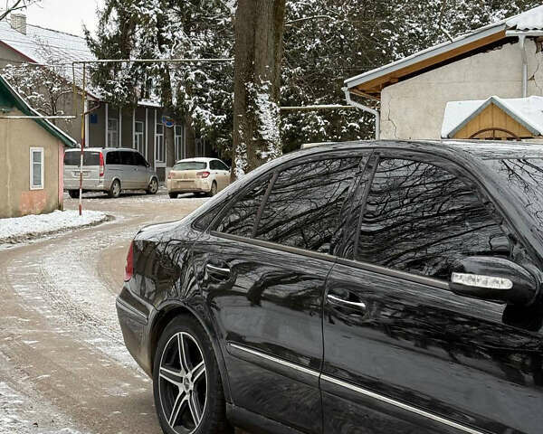 Чорний Мерседес Е-Клас, об'ємом двигуна 2.69 л та пробігом 300 тис. км за 6800 $, фото 7 на Automoto.ua