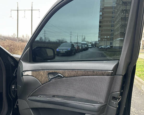 Чорний Мерседес Е-Клас, об'ємом двигуна 2.6 л та пробігом 370 тис. км за 4500 $, фото 3 на Automoto.ua