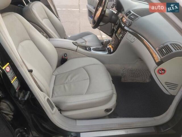 Черный Мерседес Е-Класс, объемом двигателя 2.69 л и пробегом 400 тыс. км за 7700 $, фото 11 на Automoto.ua