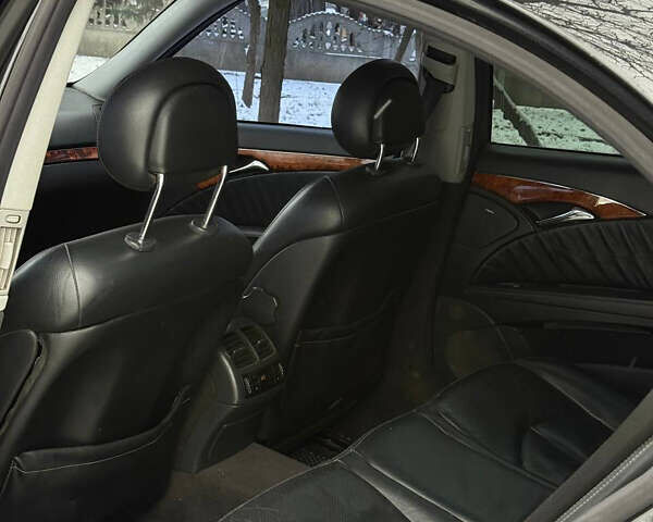 Чорний Мерседес Е-Клас, об'ємом двигуна 2.69 л та пробігом 300 тис. км за 6800 $, фото 22 на Automoto.ua