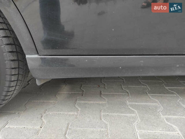 Черный Мерседес Е-Класс, объемом двигателя 2.7 л и пробегом 330 тыс. км за 7200 $, фото 4 на Automoto.ua
