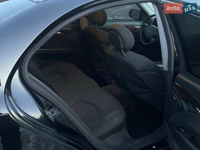 Чорний Мерседес Е-Клас, об'ємом двигуна 2.2 л та пробігом 375 тис. км за 4999 $, фото 11 на Automoto.ua