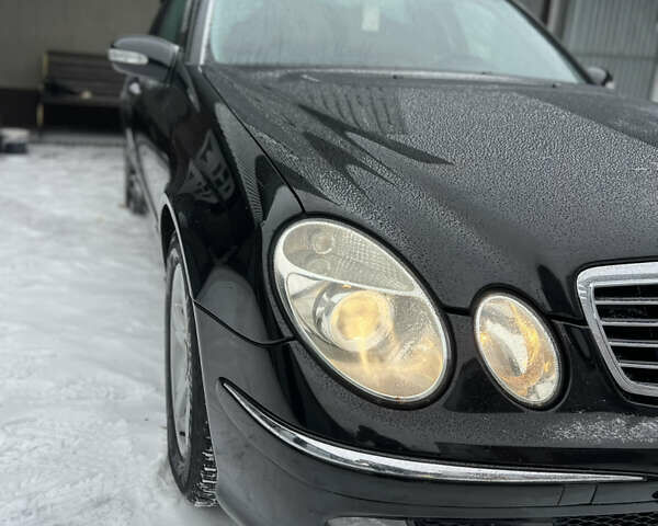 Черный Мерседес Е-Класс, объемом двигателя 2.7 л и пробегом 200 тыс. км за 7750 $, фото 15 на Automoto.ua