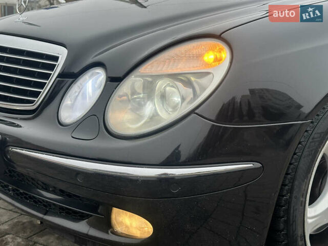Черный Мерседес Е-Класс, объемом двигателя 3.22 л и пробегом 430 тыс. км за 8500 $, фото 11 на Automoto.ua
