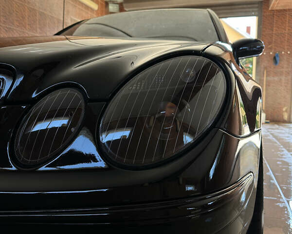 Черный Мерседес Е-Класс, объемом двигателя 3.2 л и пробегом 375 тыс. км за 8000 $, фото 20 на Automoto.ua