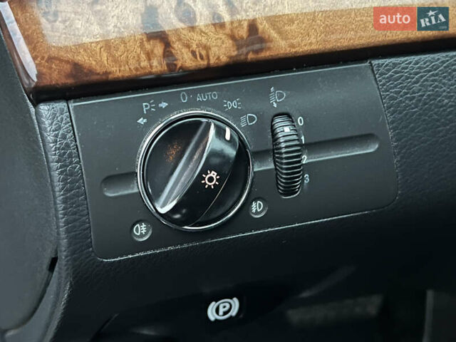 Черный Мерседес Е-Класс, объемом двигателя 2.7 л и пробегом 421 тыс. км за 8500 $, фото 33 на Automoto.ua