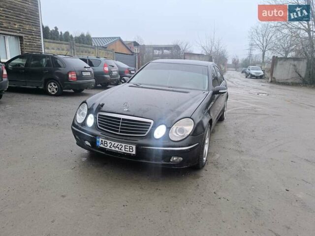 Черный Мерседес Е-Класс, объемом двигателя 1.8 л и пробегом 390 тыс. км за 6500 $, фото 8 на Automoto.ua