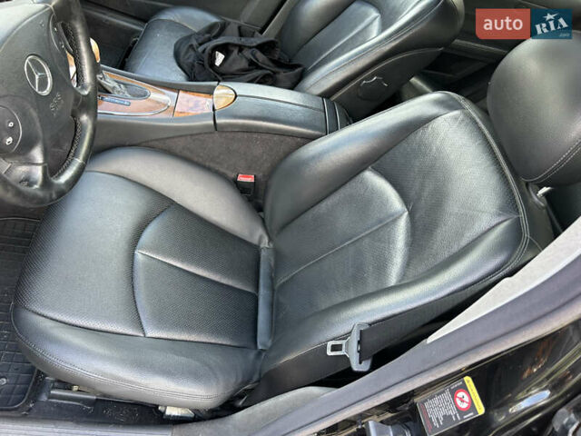Черный Мерседес Е-Класс, объемом двигателя 3.2 л и пробегом 425 тыс. км за 5299 $, фото 23 на Automoto.ua