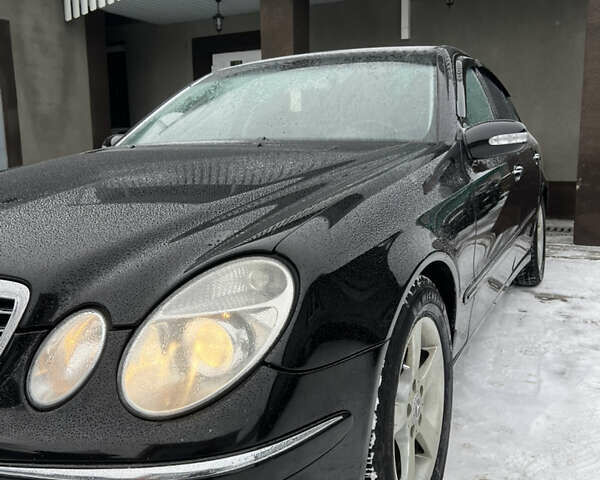 Черный Мерседес Е-Класс, объемом двигателя 2.7 л и пробегом 200 тыс. км за 7750 $, фото 55 на Automoto.ua