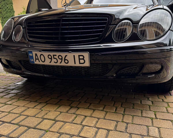 Черный Мерседес Е-Класс, объемом двигателя 3.2 л и пробегом 375 тыс. км за 8000 $, фото 6 на Automoto.ua