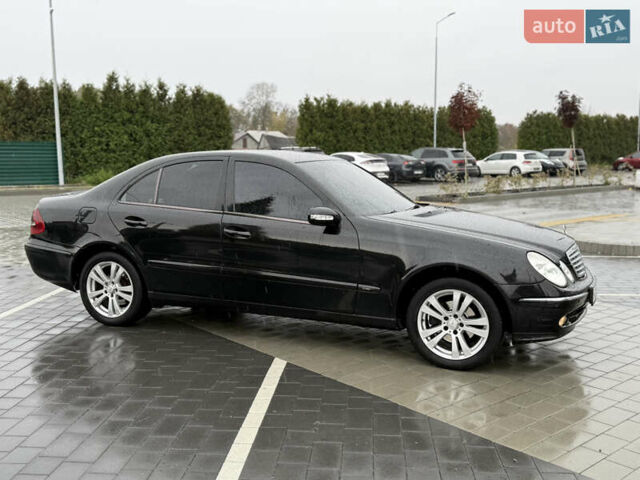 Мерседес Е-Класс 2003 в Городке на Automoto.ua Черный Мерседес Е-Класс, объемом двигателя 2.2 л и пробегом 350 тыс. км за 6999 $, фото 8 на Automoto.ua