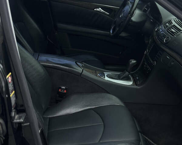 Чорний Мерседес Е-Клас, об'ємом двигуна 2.7 л та пробігом 265 тис. км за 5300 $, фото 12 на Automoto.ua