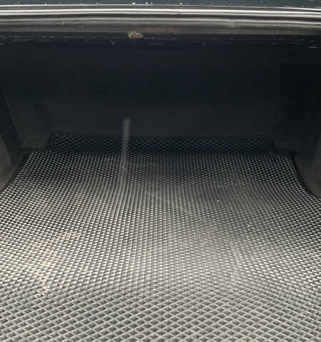 Чорний Мерседес Е-Клас, об'ємом двигуна 4.97 л та пробігом 351 тис. км за 9000 $, фото 25 на Automoto.ua