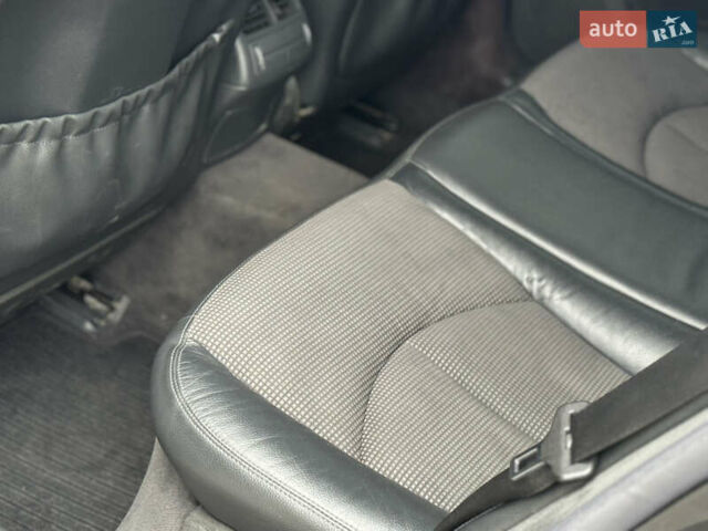 Черный Мерседес Е-Класс, объемом двигателя 1.8 л и пробегом 220 тыс. км за 6750 $, фото 9 на Automoto.ua