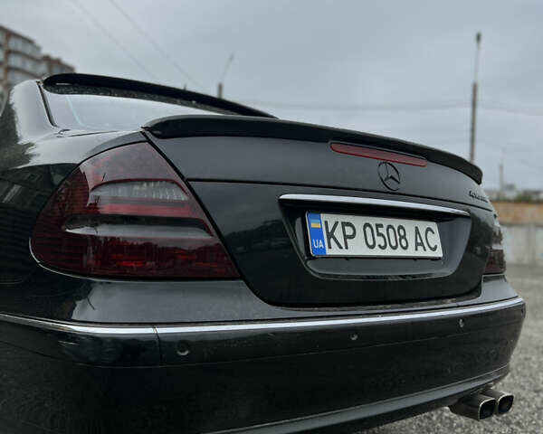 Чорний Мерседес Е-Клас, об'ємом двигуна 2.6 л та пробігом 262 тис. км за 4950 $, фото 16 на Automoto.ua