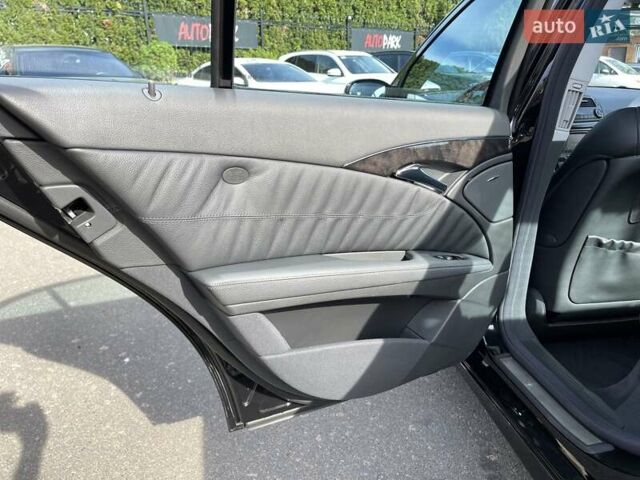 Черный Мерседес Е-Класс, объемом двигателя 3.2 л и пробегом 39 тыс. км за 37300 $, фото 23 на Automoto.ua