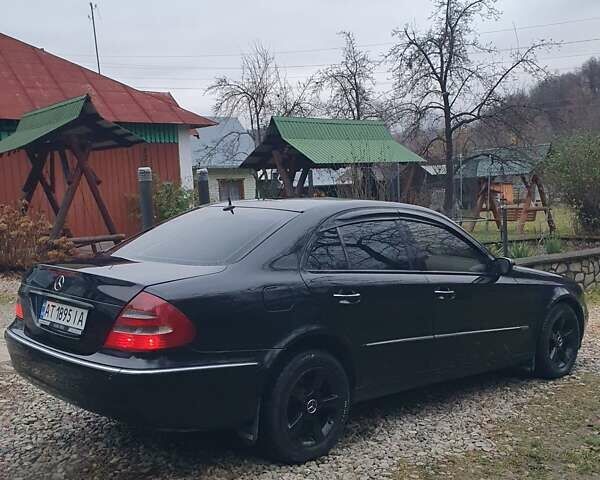 Черный Мерседес Е-Класс, объемом двигателя 2.7 л и пробегом 310 тыс. км за 5500 $, фото 11 на Automoto.ua