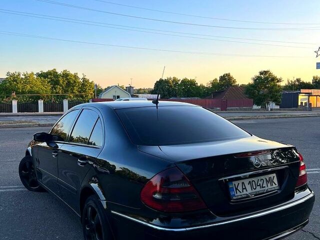 Мерседес Е-Класс 2003 в Первомайск на Automoto.ua Черный Мерседес Е-Класс, объемом двигателя 2.1 л и пробегом 0 тыс. км за 6800 $, фото 5 на Automoto.ua