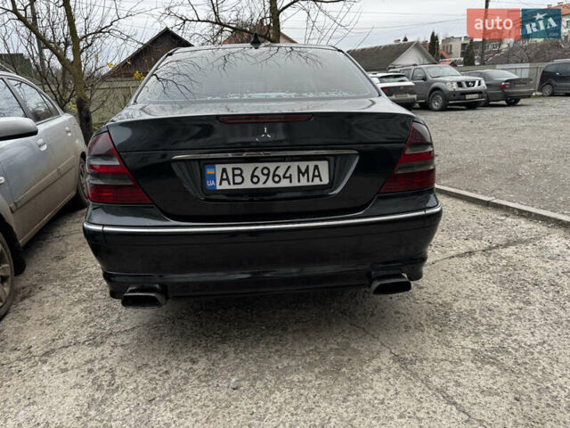 Черный Мерседес Е-Класс, объемом двигателя 3.22 л и пробегом 380 тыс. км за 8999 $, фото 4 на Automoto.ua